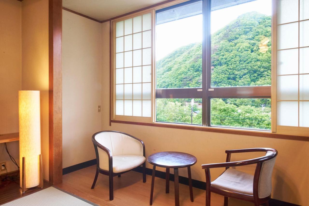 Готель Yutoriro Bandai Atami Коріяма Екстер'єр фото